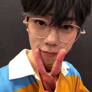 Meet your Posher, Hideo